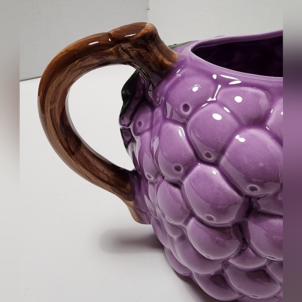 Grape pitcher - Picture 14 of 15